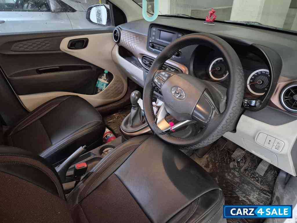 Hyundai Aura S1.2 CNG