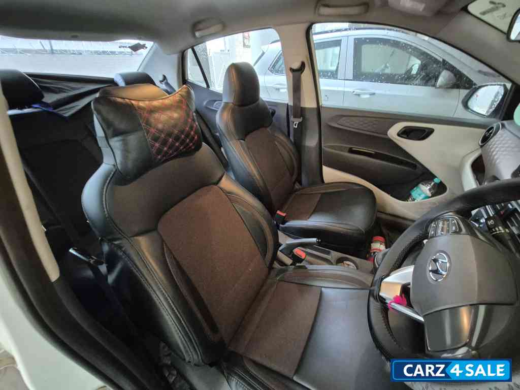 Hyundai Aura S1.2 CNG
