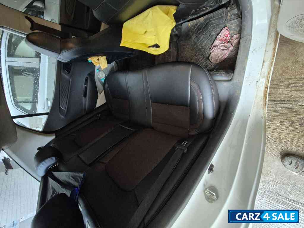 Hyundai Aura S1.2 CNG