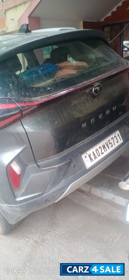 Tata Nexon Pure s amt
