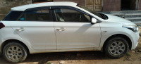 White Hyundai Magna+VTVT