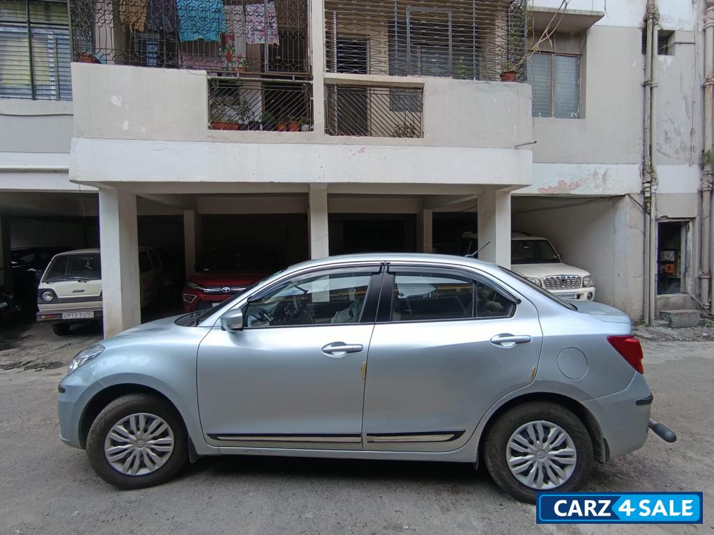 Maruti Suzuki Dzire VXI AGS Maruti Suzuki Dzire VXI AGS