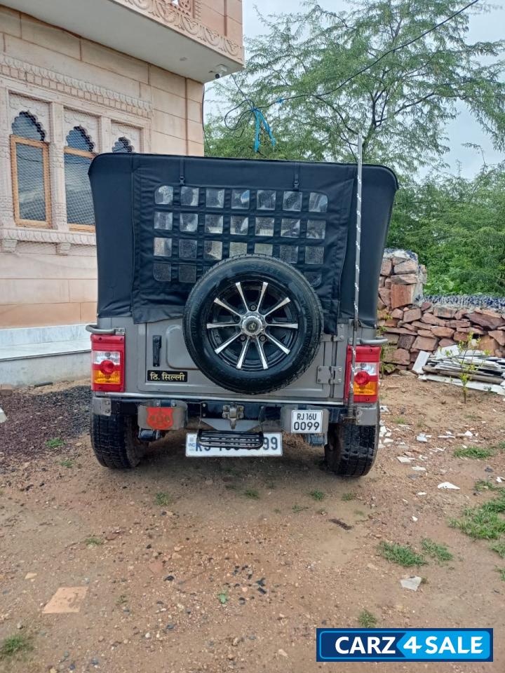 Mahindra Jeep Economy di 4 wd