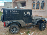 Mahindra Jeep Economy di 4 wd