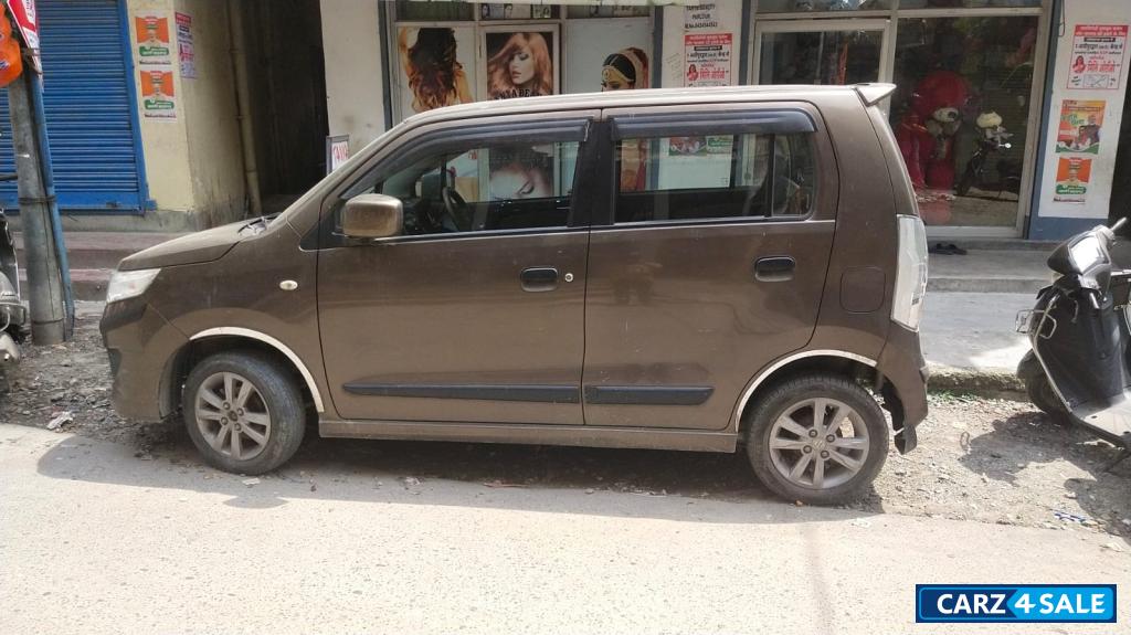 Bakers Chocolate Maruti Suzuki Wagon R VXI AMT PLUS