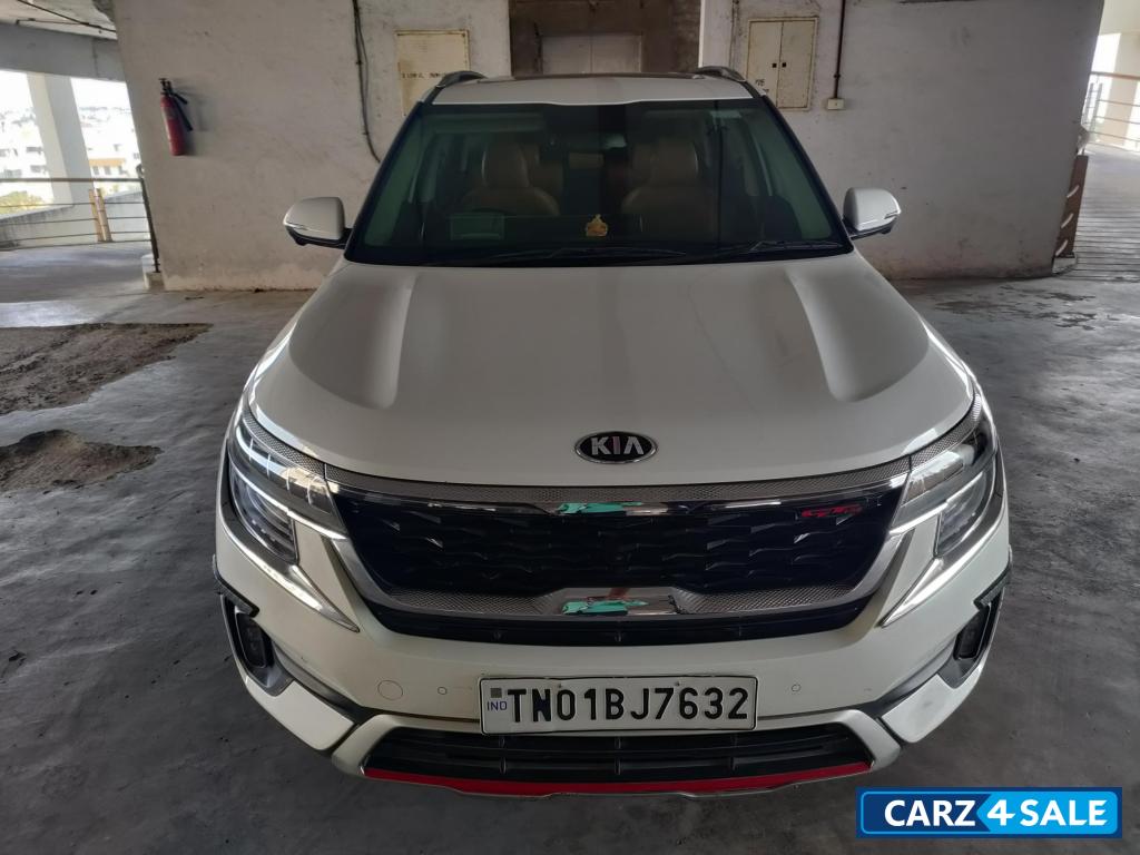 White Kia Seltos GT 1.4ltr AT