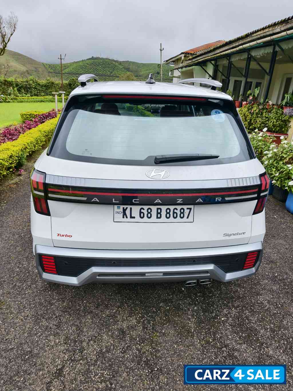 Hyundai Alcazar Signature 7 STR 1.5 DCT Turbo GDi petrol