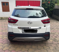 White Hyundai Creta