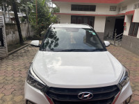 White Hyundai Creta
