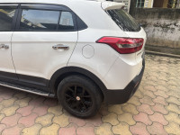 White Hyundai Creta
