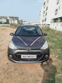 Hyundai Grand i10 Sportz petrol 2015 Model