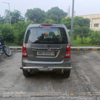 Silver Grey Maruti Suzuki Wagon R Vxi AMT