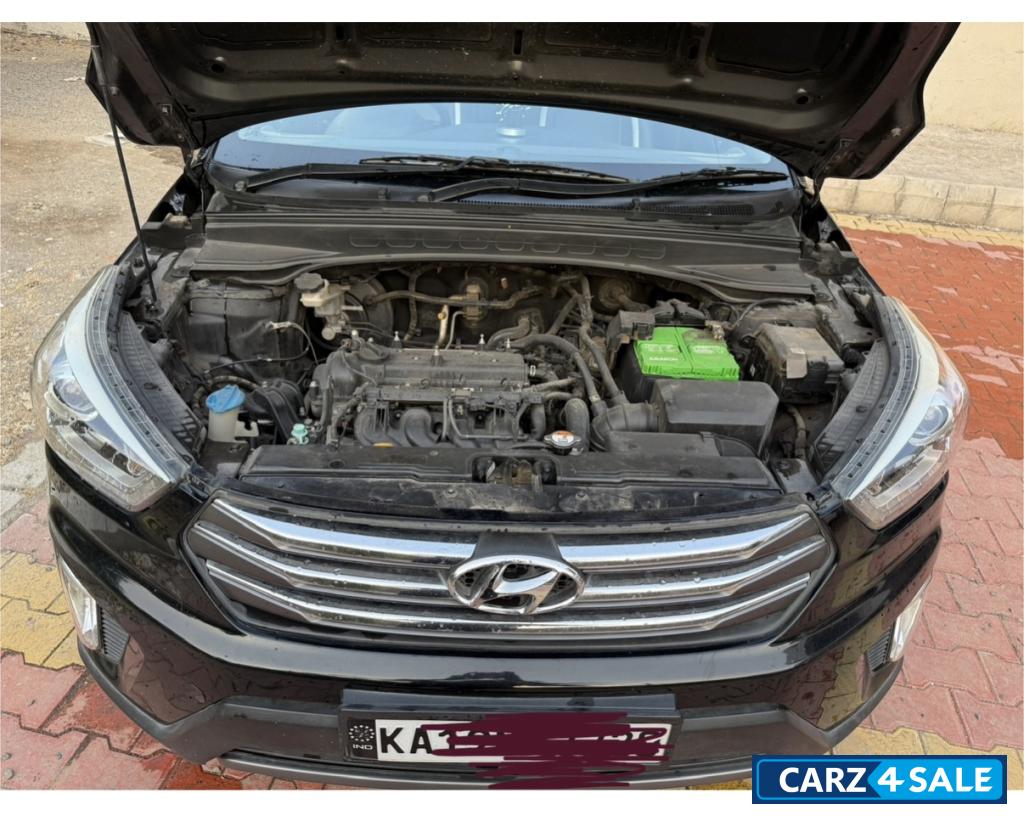 Black Hyundai Creta Sx plus petrol automatic