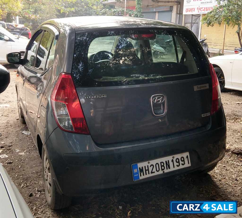 Hyundai i10 Magna CNG