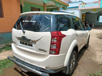 Mahindra XUV 500 W8