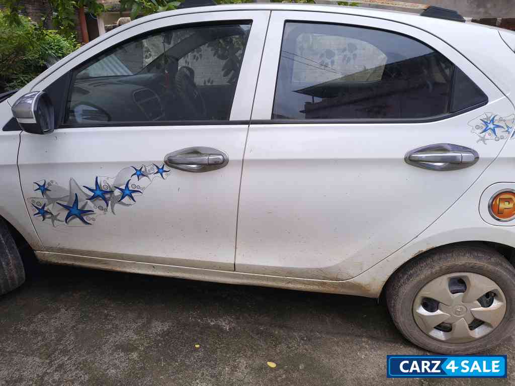 White Tata Tiago