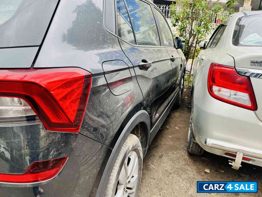 Skoda Kushaq Ambition 1.0 MT TSI