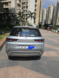 Maruti Suzuki Vitara Brezza Smart Hybrid Vxi AT