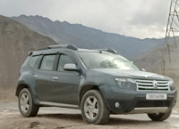 Metallic Grey Renault Duster RXZ 110 PS Top Model