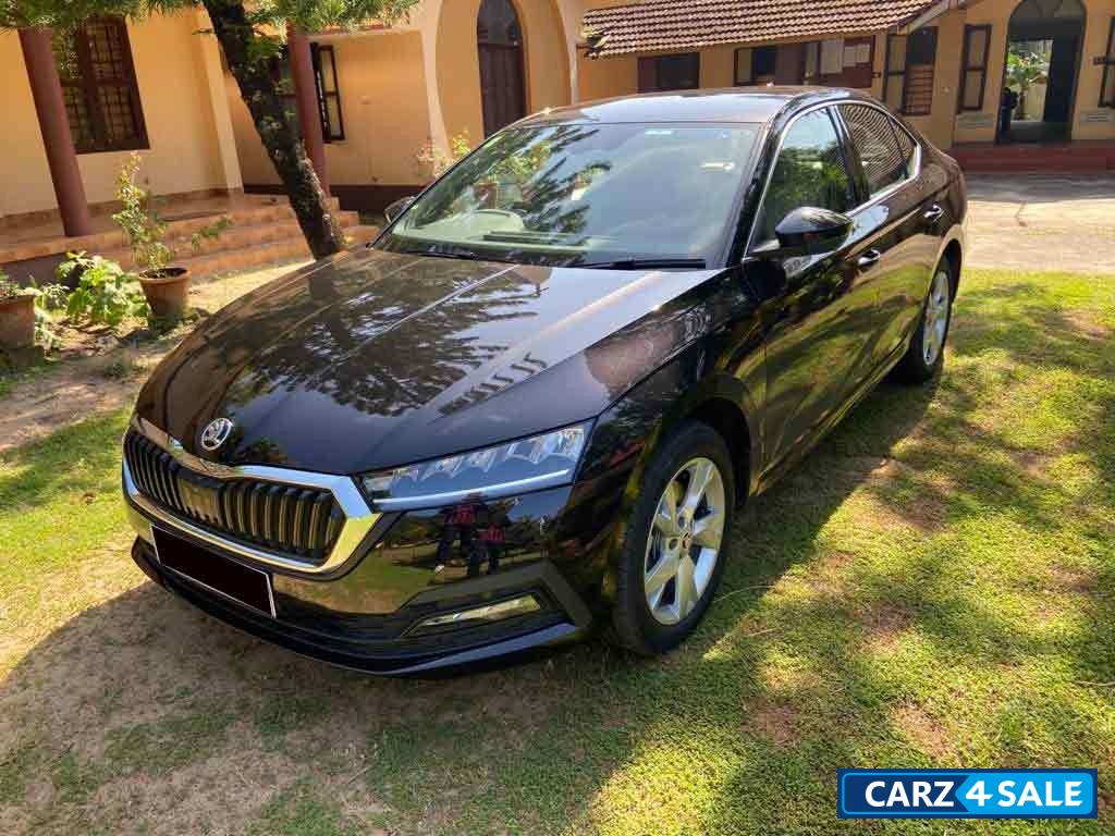 Skoda Octavia Style 2.0 TSI AT