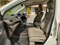 Taffeta White Honda CRV 2.4L AT AVN 4WD