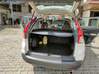 Taffeta White Honda CRV 2.4L AT AVN 4WD