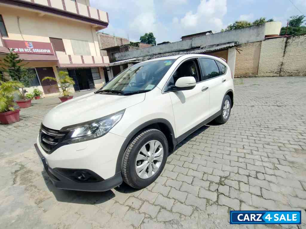 Taffeta White Honda CRV 2.4L AT AVN 4WD