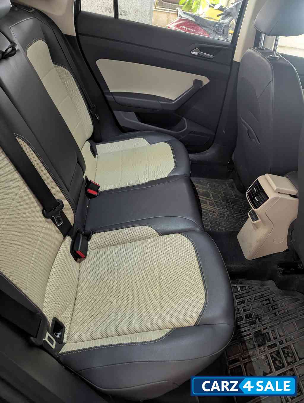 Skoda Slavia Skoda Slavia 1.0 MT Top Model Skoda Slavia Skoda Slavia 1.0 MT Top Model