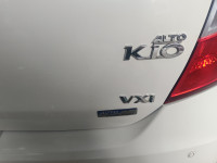 White Maruti Suzuki Alto K10 VXI AT (O)