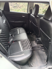 White Maruti Suzuki Swift Vxi AGS