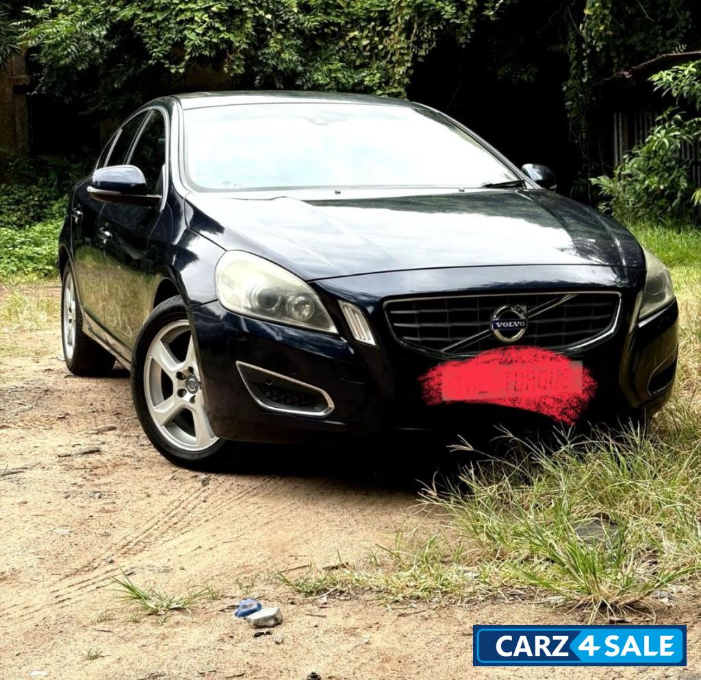 Caspian Blue Volvo S60 D4 Summum