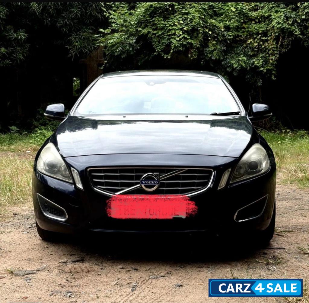 Caspian Blue Volvo S60 D4 Summum