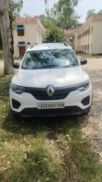 Renault Triber Lxi