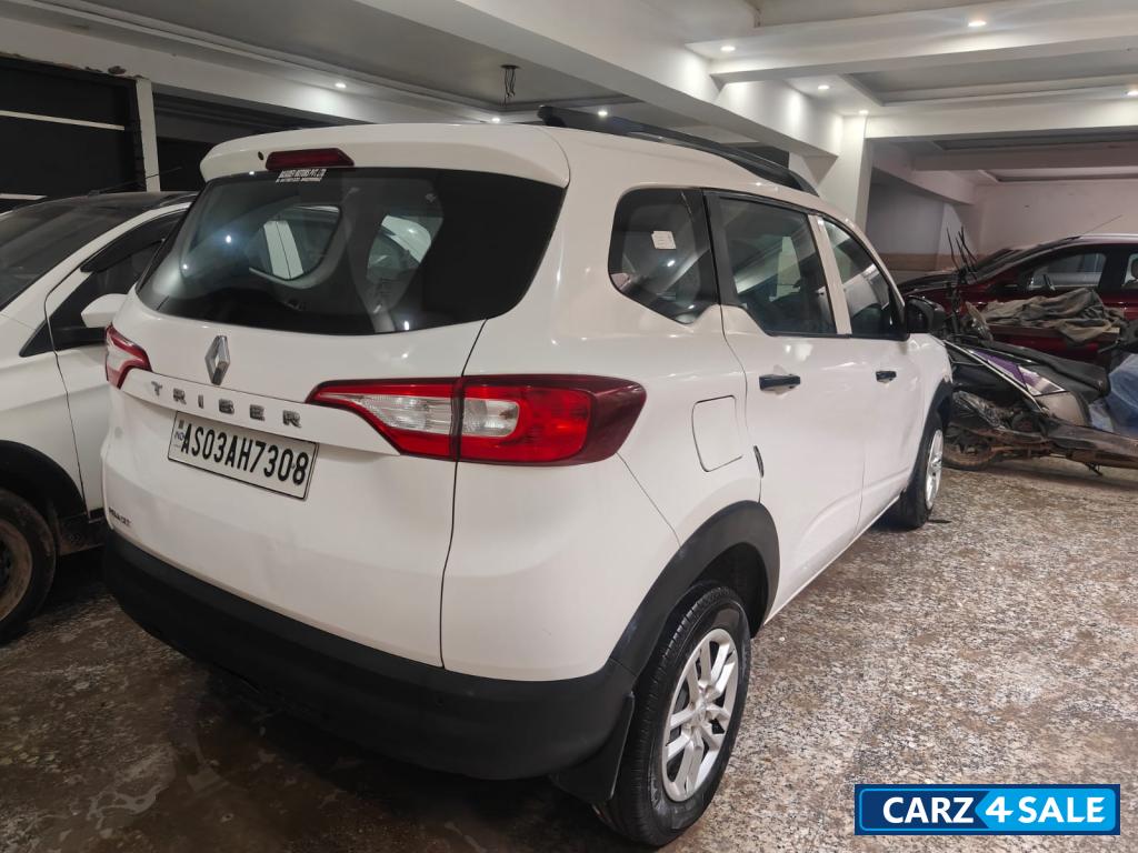 Renault Triber Lxi