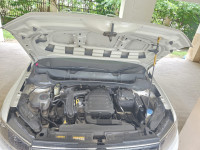 White Volkswagen Taigun 1.0TSI Topline