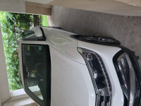 White Volkswagen Taigun 1.0TSI Topline