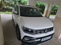 White Volkswagen Taigun 1.0TSI Topline