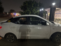 White Hyundai Aura S CNG