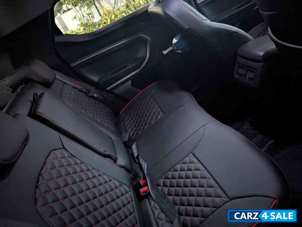 Renault Kiger Rxz cvt turbo