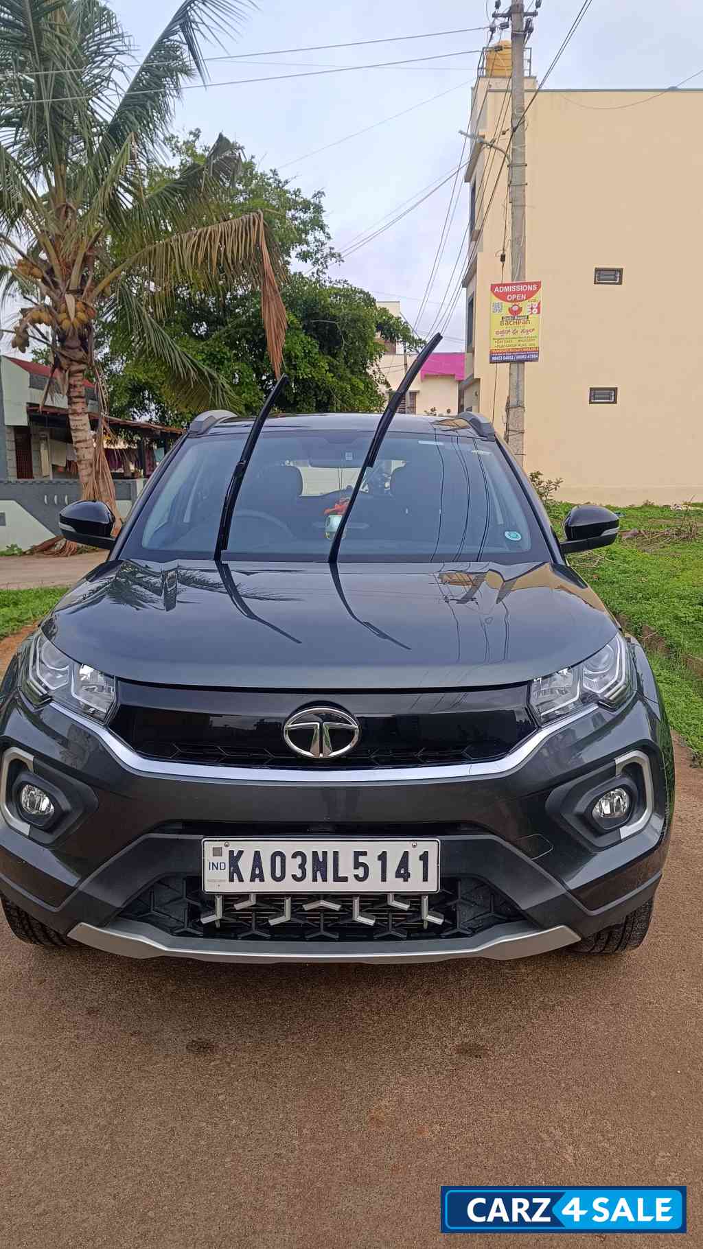 Tata Nexon Xz+