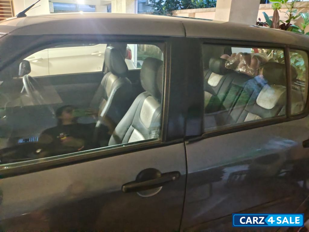 Azure Grey Maruti Suzuki Swift Vxi
