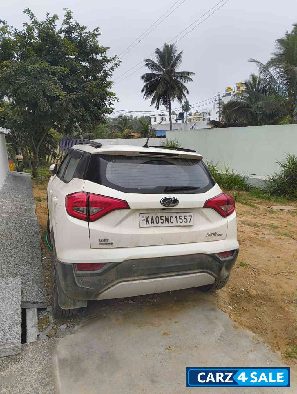 Mahindra XUV300 W8(O) Mahindra XUV300 W8(O)