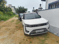 Mahindra XUV300 W8(O)