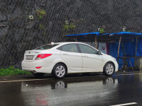 White Hyundai Verna e
