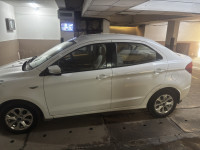 White Ford Aspire Aspire 1.5 TI VCT AT