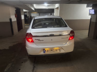 White Ford Aspire Aspire 1.5 TI VCT AT