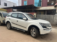 Mahindra XUV 500 W8