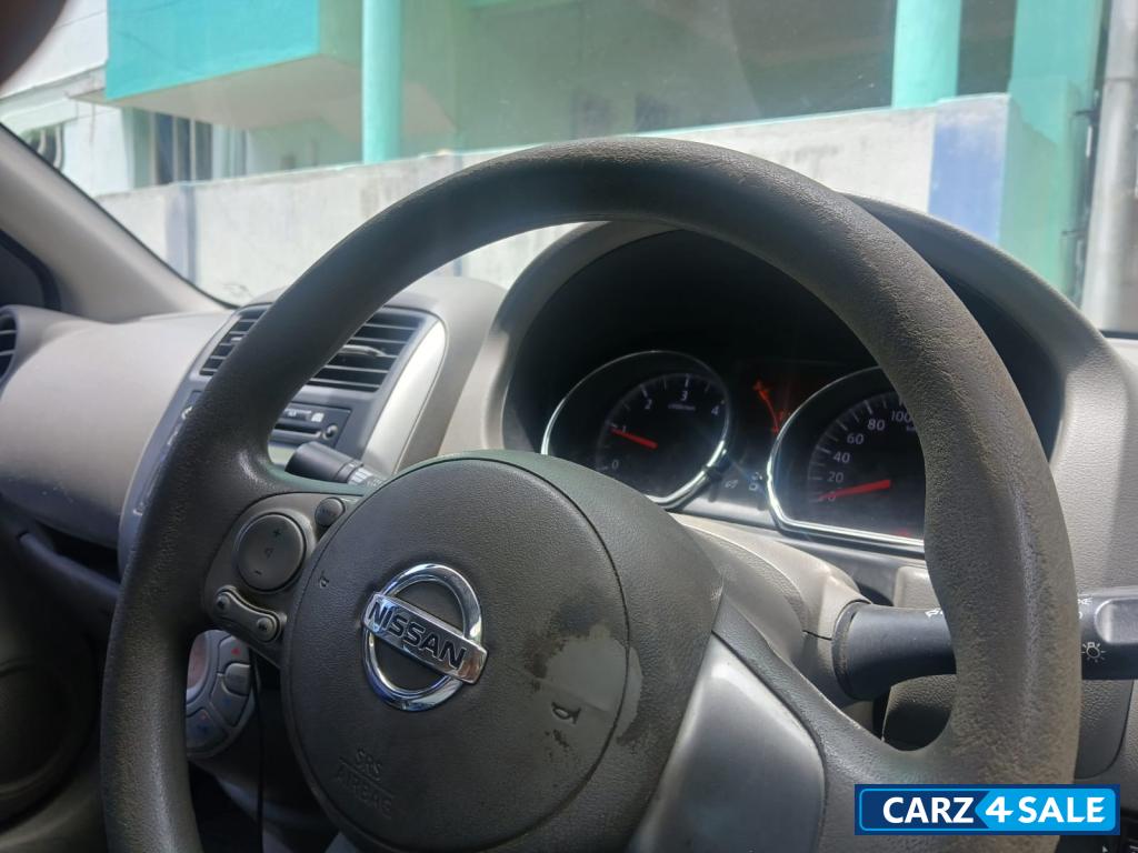 Nissan Sunny XV DIESEL Nissan Sunny XV DIESEL