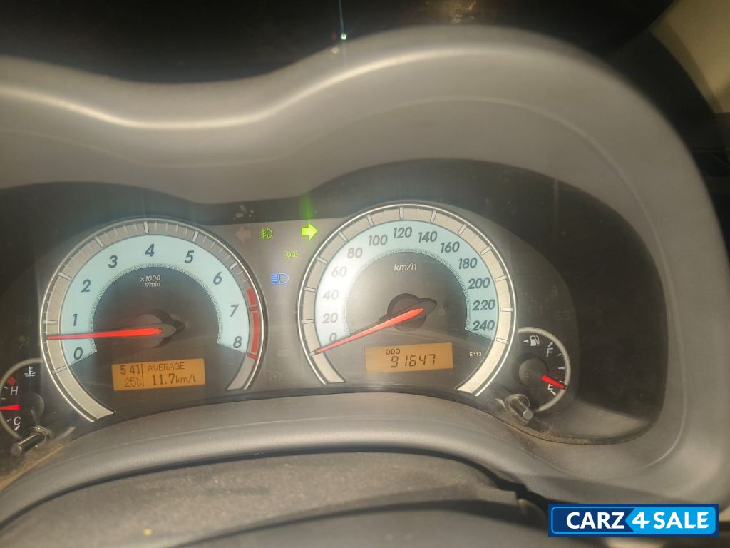 Beige Toyota Corolla Altis 1.8G