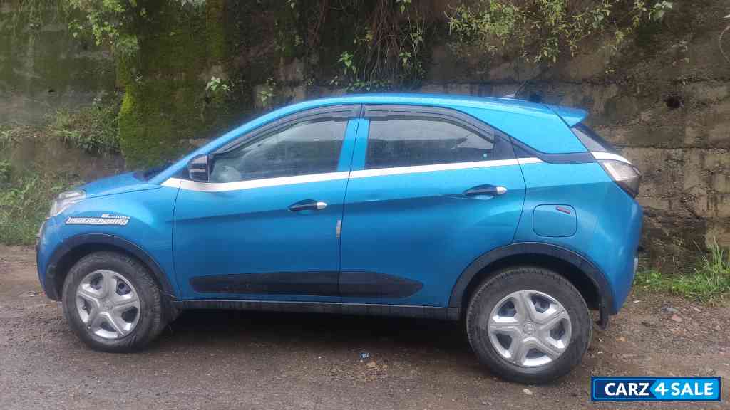 Moraccan Blue Tata Nexon XM